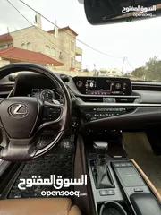  7 Lexus es300h 2019