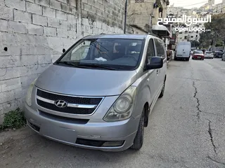  2 هونداي. H1  2012