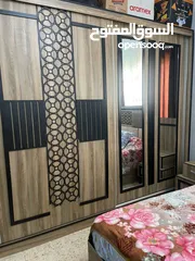  5 غرفة نوم استعمل بسيط خشب لامينت مع اضفات ملحق خزانه وصندوق وملحق تسريحه مع الفرشة جديده السعر400.د