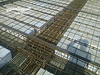  2 المعماري لتنفيذ جميع اعمال الطوبار والحجر وكحلة الحجر،والصيانة العامة