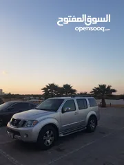  2 Nissan pathfinder 2009 GCC for sale