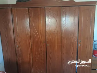  2 عفش للبيع مستعمل بحالة جيدة يحتاج لغسيل