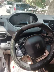  5 بيجو ريفتر