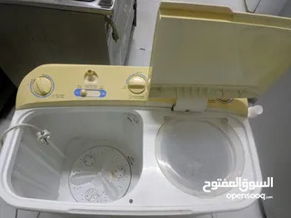  7 washing and drying machine is very good condition and good working