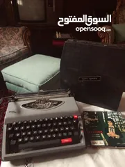  3 الة كاتبة قديمة typewriter