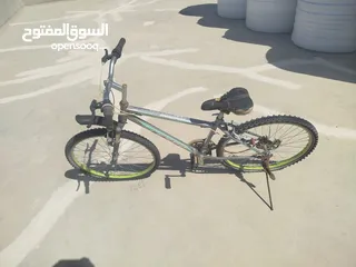  1 بسكليت جنط 26 للبيع بسعر رمزي جدا و مستعجل