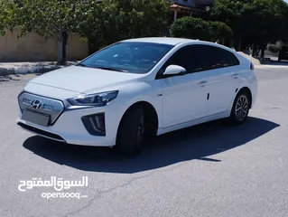  1 هيونداي ايونك كهرباء موديل 2020 وارد كوري بحالة الوكاله للبيع