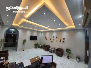  7 6Me5-Luxury Commercial villa located in Qurm
