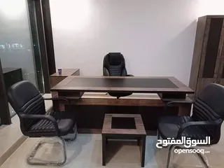  4 مكتب مدير مع جانبية ادراج وطاولة عرض مميز لفترة محدودة