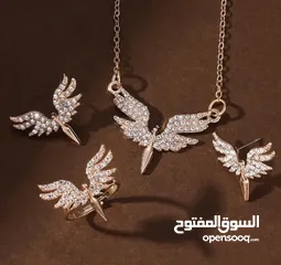  4 مجموعة جديدة وعصرية من الاكسسوارات  مع كفالة