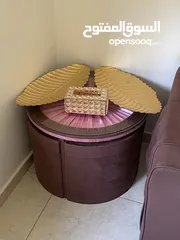  2 كنب عشر مقاعد مستعمل للبيع مع طاولات