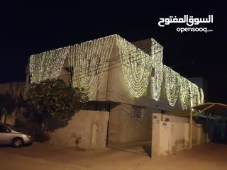  4 House lightings /إنارة المنزل