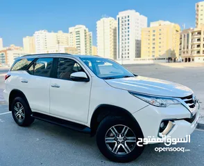  3 A Clean And Well Maintained TOYOTA FORTUNER 2020 White GCC 48,000KM