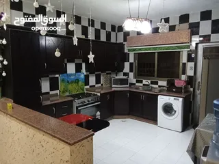 12 بيت مستقل على المطل (طابق واحد) مفروش/ للايجار يومي واسبوعي على الشارع مباشرة بمنطقة هادئة وراقية