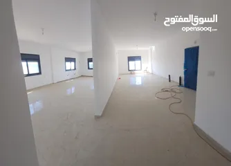  17 شقة للبيع مساحتها 195