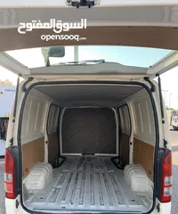  9 TOYOTA HIACE 2019 STANDARDROOF BOX