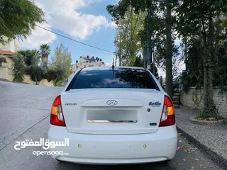  5 هونداي فيرنا سيارة ممتازة بنزين ماتور 1600 فل اوتماتك الله يبارك..