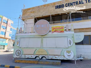  11 مطعم متنقل (FOOD TRUCK) مع كامل معداته للبيع