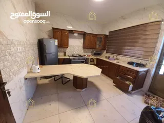  8 شقة ارضية للايجار في عبدون مجددة بالكامل لم تسكن بعد التجديد