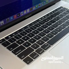 3 MacBook Pro 2019 / 16 inch - core i7 / 16G ram - 512GB