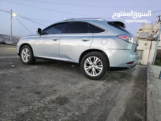  4 ليكزاس دفع رباعي 2010 بحالة جيده جدا