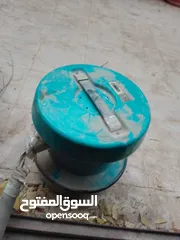  1 مكنسه كهربائيه