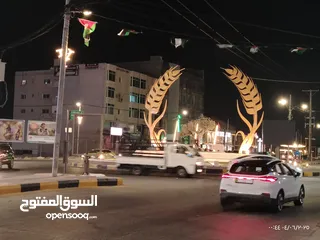  13 مخزنين عدد 2 للايجار بقرب من مجمع عمان وشارع اربد الحصن ودوار اليوسفي وقهوة هيبرد حلويات ميدان شامي