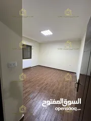  12 شقة سوبر ديلوكس - طريق المطار - 3نوم 1ماستر - 215م - بلكونتين بإطلالــــه مميزة - منطقة فلل