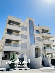  1 شقه في ضاحية النخيل للبيع فاخره جدا موقع مميز مطله على طريق المطار