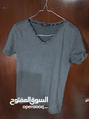  26 30 تيشيرت بحاله ممتازه