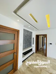  23 شقه في ضاحية النخيل للبيع فاخره جدا موقع مميز مطله على طريق المطار