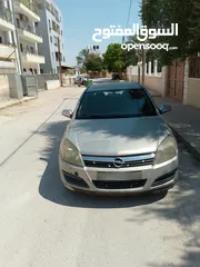  1 سيارة للبيع اوبل استرا