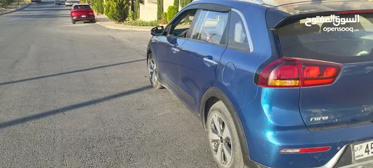  4 كيا نيرو هايبرد 2018 للبيع
