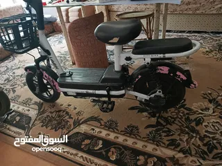  8 بسكليت كهرباء بطاريه بكرتونتها
