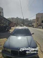  3 Bmw2005سياره جميله 35000عل الكاش