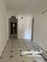  1 شقة فارغة للايجار خلف اسواق سمايل