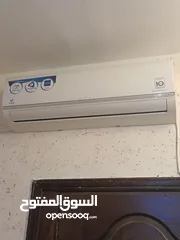  28 فني مكيفات فك وتركيب جميع انواع المكيفات صيانه عامه شحن غاز بأسعار مناسبه للجميع صيانه اجهزه مركزيه