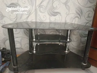  2 طاولة مستعملة للبيع