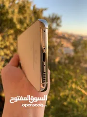  11 سامسونج جالاكسي اس 23 عادي 128 جيجا الرام 8 جيجا جهاز شبه كرتونة يعني لزقته لسا عليه جهاز ولا ارتب