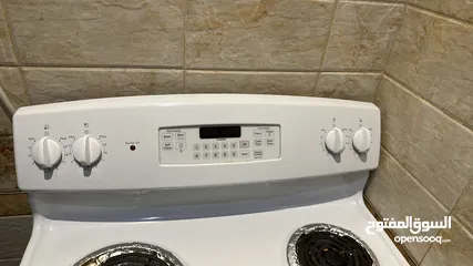  2 Electric stove and oven