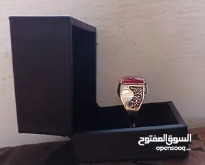  2 خاتم فضة 925 مع حجر كريم ياقوت سيلاني غير معالج لون قرمزي من النوادر
