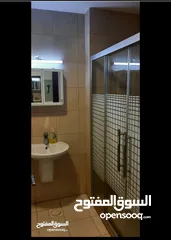  14 غرفة فندقيه اطلاله بحريه داخل منتجع ( قرية الراحه/ مرسى زايد )
