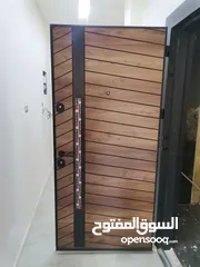  16 شقق فاخره للبيع بمساحات 170م+205م على شارع البتراء شرق اربد مول قراند مقابل بيت البن البرازيلي