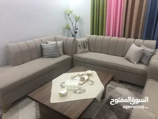  1 طقم كنب للبيع مستعمل استخدام عرسان