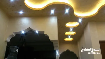  3 شقة طابقية للبيع في منطة المرقب/الربوة - من أجمل مناطق عمان الشرقية.