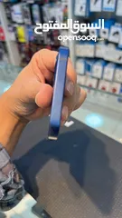 4 iPhone 12 64 GB  البطاريات من 88-93 مكفول اسبوعين
