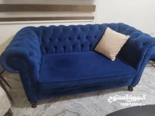  2 طقم كنب للبيع بحاله جيده