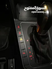  7 Polo GTI 2000cc 200hp للبيع السعر نهائي
