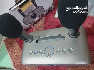  4 دي جي مع سماعات