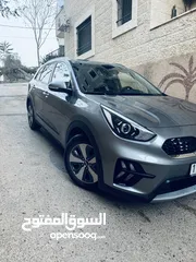  3 جيب كيا نيرو هايبرد  بنزين + كهرباء